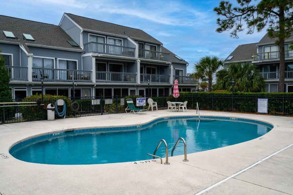 מירטל ביץ' Poolside Condo In Surfside Beach מראה חיצוני תמונה