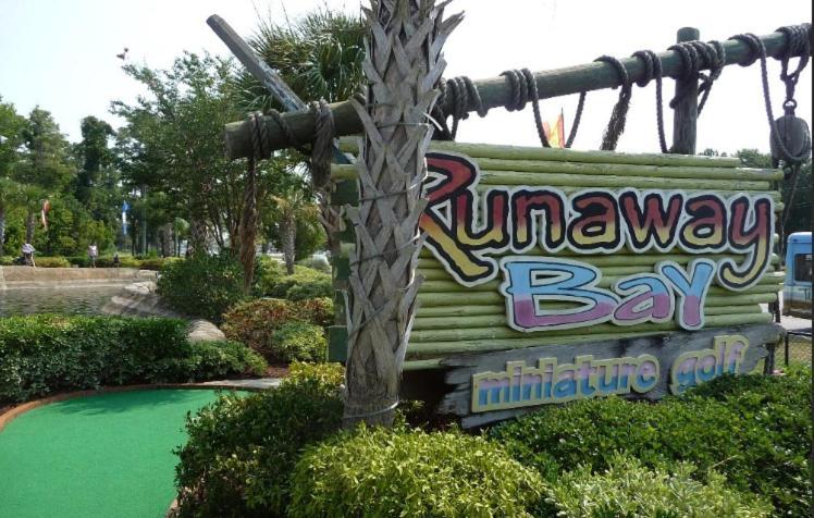 מירטל ביץ' Poolside Condo In Surfside Beach מראה חיצוני תמונה